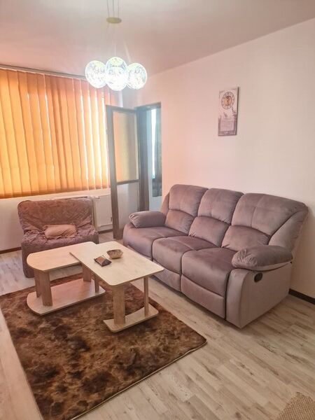 Mihai Bravu, Obor la 3 minute metrou,