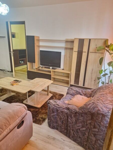 Mihai Bravu, Obor la 3 minute metrou,